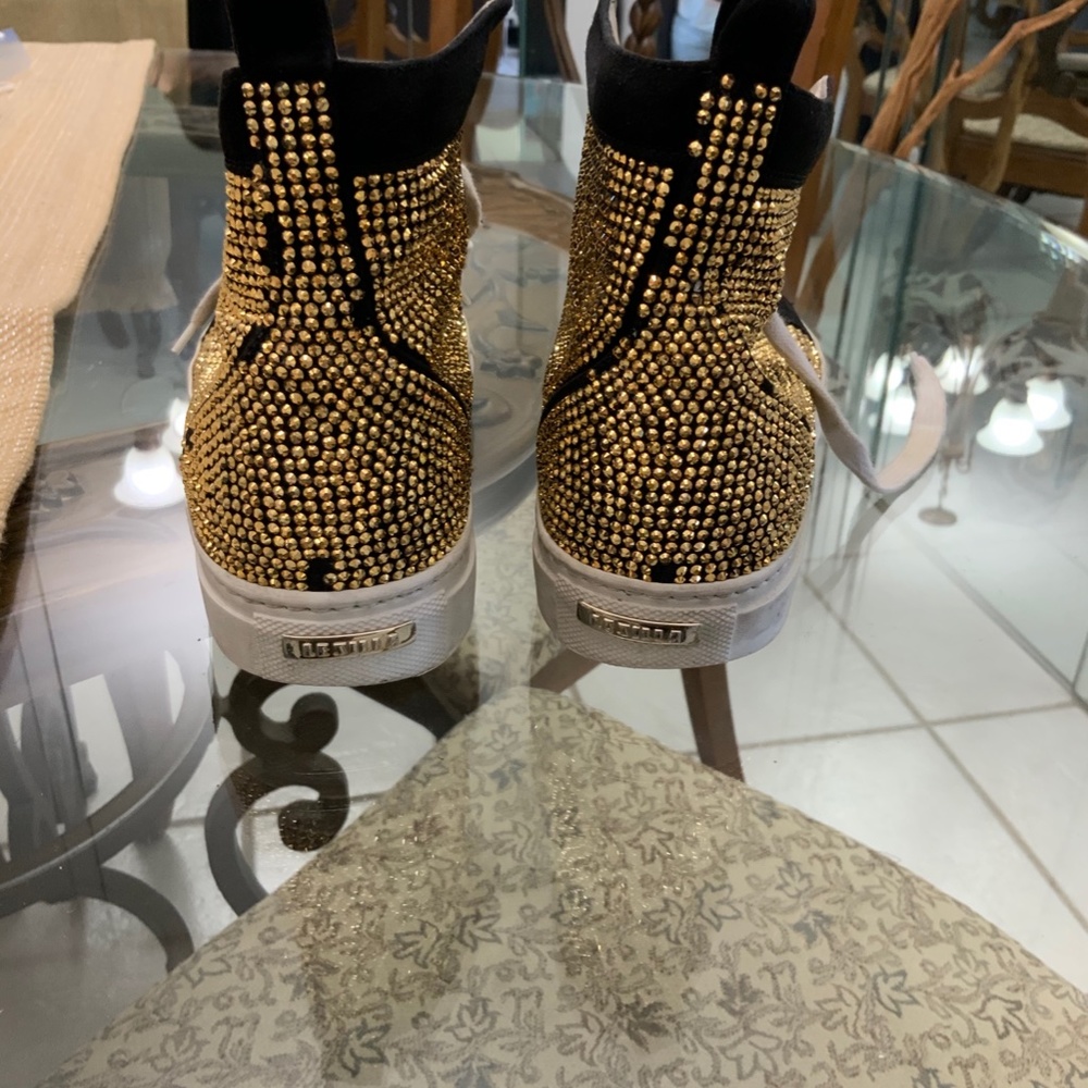 Le Silia Swarovski Suede Crystal Sneakers - Picture 3 of 5